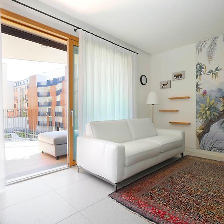 Luxury Apartment Con Terrazza, Palestra, Cowork & Box Privato Milão Exterior foto